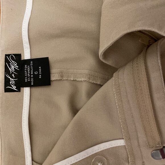 Lord and Taylor stretch skinny khaki pants - Picture 1 of 5
